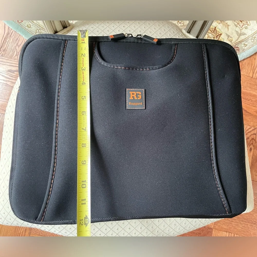 New - Sleek Black Neoprene Laptop Bag with Padded Protection